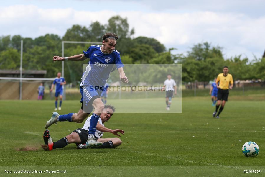 sport, action, TV Marktheidenfeld, Sportgelände, Schollbrunn, SC Schollbrunn, Fussball, BFV, A-Klasse Würzburg Gr. 4, 17.05.2025 - Bild-ID: 2489007 sport, action, TV Marktheidenfeld, Sportgelände, Schollbrunn, SC Schollbrunn, Fussball, BFV, A-Klasse Würzburg Gr. 4, 17.05.2025 - Bild-ID: 2489007