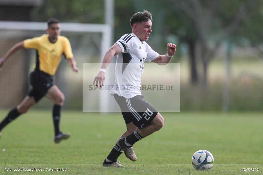 sport, action, TV Marktheidenfeld, Sportgelände, Schollbrunn, SC Schollbrunn, Fussball, BFV, A-Klasse Würzburg Gr. 4, 17.05.2025 - Bild-ID: 2489242 sport, action, TV Marktheidenfeld, Sportgelände, Schollbrunn, SC Schollbrunn, Fussball, BFV, A-Klasse Würzburg Gr. 4, 17.05.2025 - Bild-ID: 2489242