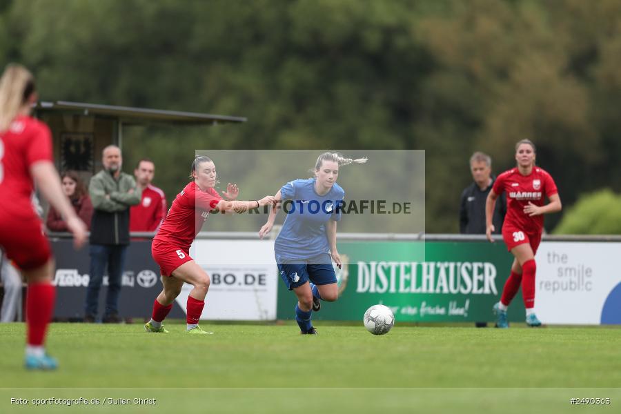 sport, bfv-Verbandsliga Frauen, action, Wertheim-Eichel, TSG Hoffenheim 3, TSG, Sportgelände, Fussball, FCW, FC Wertheim-Eichel, Baden, 25.05.2025 - Bild-ID: 2490363