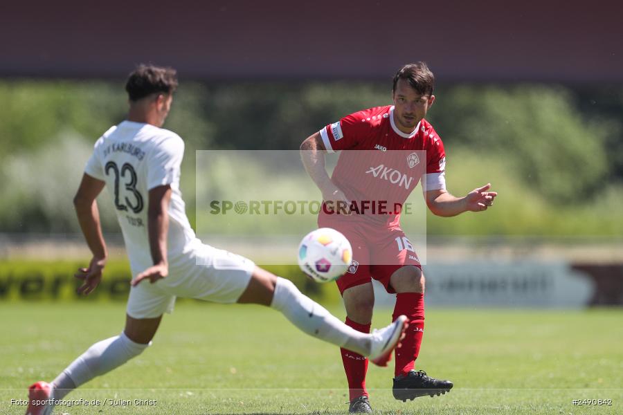 Sportgelände, Karlburg, 28.06.2025, sport, action, Fussball, BFV, Landesliga Nordwest, Regionalliga Bayern, FWK, TSV, FC Würzburger Kickers, TSV Karlburg - Bild-ID: 2490842