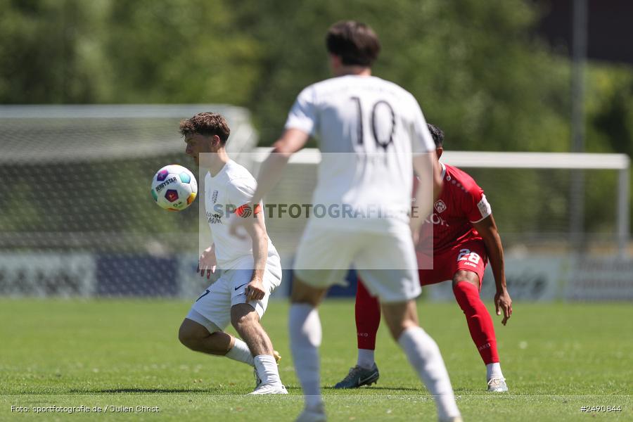 Sportgelände, Karlburg, 28.06.2025, sport, action, Fussball, BFV, Landesliga Nordwest, Regionalliga Bayern, FWK, TSV, FC Würzburger Kickers, TSV Karlburg - Bild-ID: 2490844