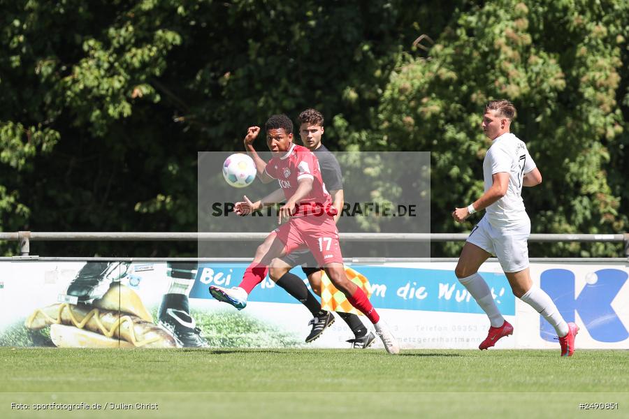 Sportgelände, Karlburg, 28.06.2025, sport, action, Fussball, BFV, Landesliga Nordwest, Regionalliga Bayern, FWK, TSV, FC Würzburger Kickers, TSV Karlburg - Bild-ID: 2490851 Sportgelände, Karlburg, 28.06.2025, sport, action, Fussball, BFV, Landesliga Nordwest, Regionalliga Bayern, FWK, TSV, FC Würzburger Kickers, TSV Karlburg - Bild-ID: 2490851