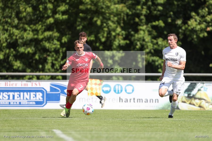 Sportgelände, Karlburg, 28.06.2025, sport, action, Fussball, BFV, Landesliga Nordwest, Regionalliga Bayern, FWK, TSV, FC Würzburger Kickers, TSV Karlburg - Bild-ID: 2490873