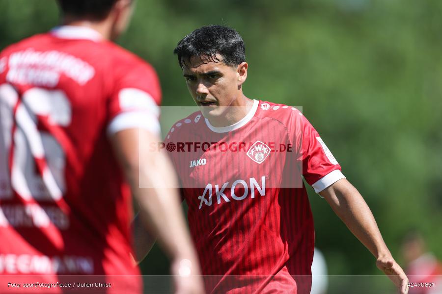 Sportgelände, Karlburg, 28.06.2025, sport, action, Fussball, BFV, Landesliga Nordwest, Regionalliga Bayern, FWK, TSV, FC Würzburger Kickers, TSV Karlburg - Bild-ID: 2490891