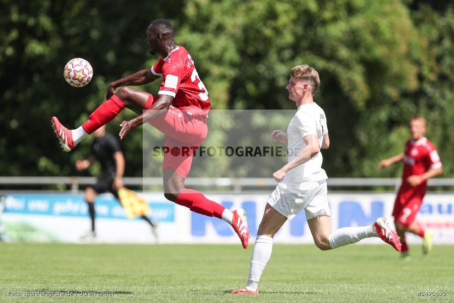 Sportgelände, Karlburg, 28.06.2025, sport, action, Fussball, BFV, Landesliga Nordwest, Regionalliga Bayern, FWK, TSV, FC Würzburger Kickers, TSV Karlburg - Bild-ID: 2490892