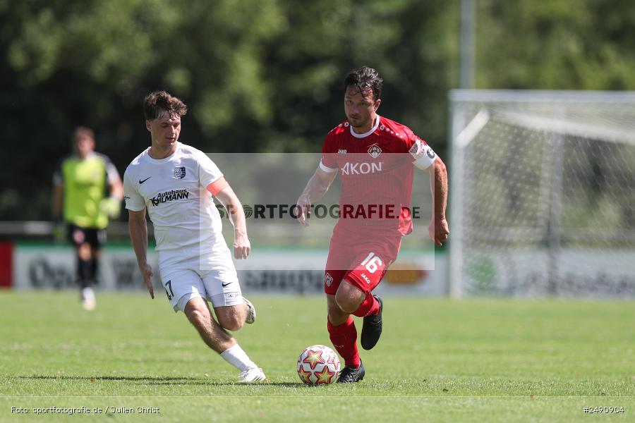 Sportgelände, Karlburg, 28.06.2025, sport, action, Fussball, BFV, Landesliga Nordwest, Regionalliga Bayern, FWK, TSV, FC Würzburger Kickers, TSV Karlburg - Bild-ID: 2490904