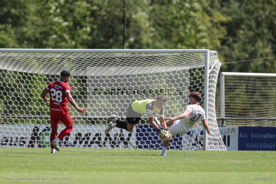 Sportgelände, Karlburg, 28.06.2025, sport, action, Fussball, BFV, Landesliga Nordwest, Regionalliga Bayern, FWK, TSV, FC Würzburger Kickers, TSV Karlburg - Bild-ID: 2490915