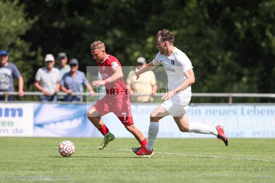 Sportgelände, Karlburg, 28.06.2025, sport, action, Fussball, BFV, Landesliga Nordwest, Regionalliga Bayern, FWK, TSV, FC Würzburger Kickers, TSV Karlburg - Bild-ID: 2490917