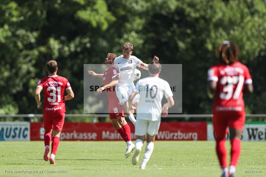 Sportgelände, Karlburg, 28.06.2025, sport, action, Fussball, BFV, Landesliga Nordwest, Regionalliga Bayern, FWK, TSV, FC Würzburger Kickers, TSV Karlburg - Bild-ID: 2490948