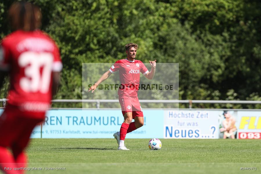Sportgelände, Karlburg, 28.06.2025, sport, action, Fussball, BFV, Landesliga Nordwest, Regionalliga Bayern, FWK, TSV, FC Würzburger Kickers, TSV Karlburg - Bild-ID: 2490972