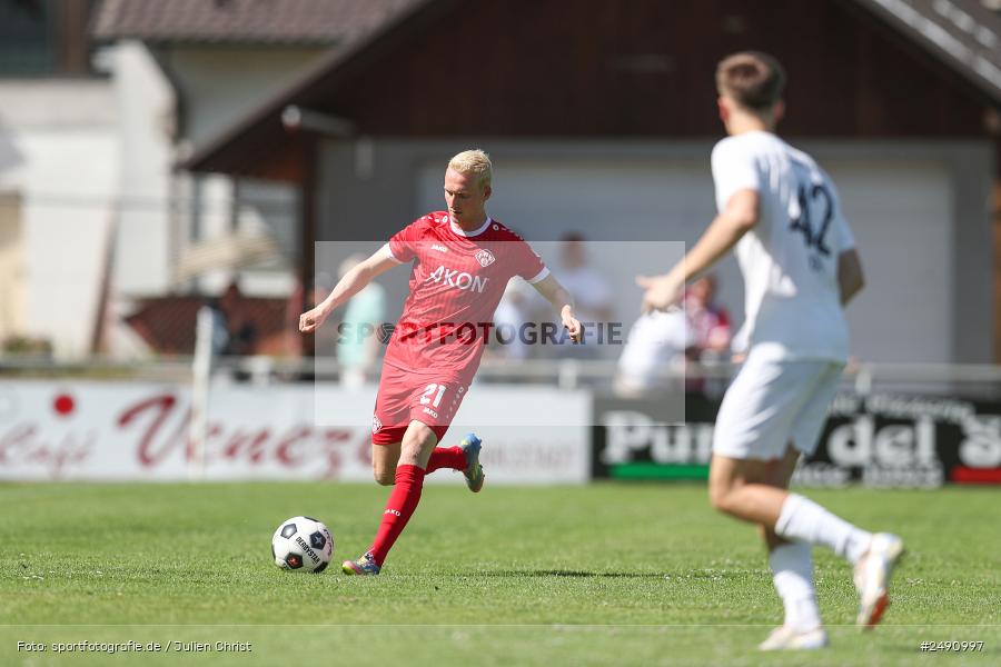 Sportgelände, Karlburg, 28.06.2025, sport, action, Fussball, BFV, Landesliga Nordwest, Regionalliga Bayern, FWK, TSV, FC Würzburger Kickers, TSV Karlburg - Bild-ID: 2490997 Sportgelände, Karlburg, 28.06.2025, sport, action, Fussball, BFV, Landesliga Nordwest, Regionalliga Bayern, FWK, TSV, FC Würzburger Kickers, TSV Karlburg - Bild-ID: 2490997