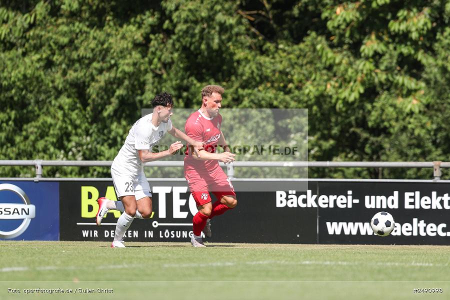 Sportgelände, Karlburg, 28.06.2025, sport, action, Fussball, BFV, Landesliga Nordwest, Regionalliga Bayern, FWK, TSV, FC Würzburger Kickers, TSV Karlburg - Bild-ID: 2490998 Sportgelände, Karlburg, 28.06.2025, sport, action, Fussball, BFV, Landesliga Nordwest, Regionalliga Bayern, FWK, TSV, FC Würzburger Kickers, TSV Karlburg - Bild-ID: 2490998