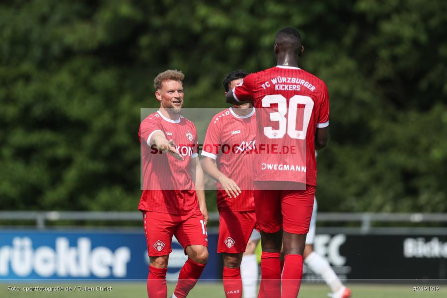 Sportgelände, Karlburg, 28.06.2025, sport, action, Fussball, BFV, Landesliga Nordwest, Regionalliga Bayern, FWK, TSV, FC Würzburger Kickers, TSV Karlburg - Bild-ID: 2491019 Sportgelände, Karlburg, 28.06.2025, sport, action, Fussball, BFV, Landesliga Nordwest, Regionalliga Bayern, FWK, TSV, FC Würzburger Kickers, TSV Karlburg - Bild-ID: 2491019