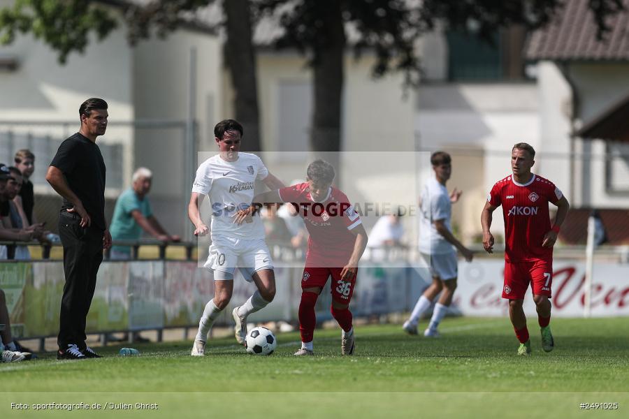 Sportgelände, Karlburg, 28.06.2025, sport, action, Fussball, BFV, Landesliga Nordwest, Regionalliga Bayern, FWK, TSV, FC Würzburger Kickers, TSV Karlburg - Bild-ID: 2491025