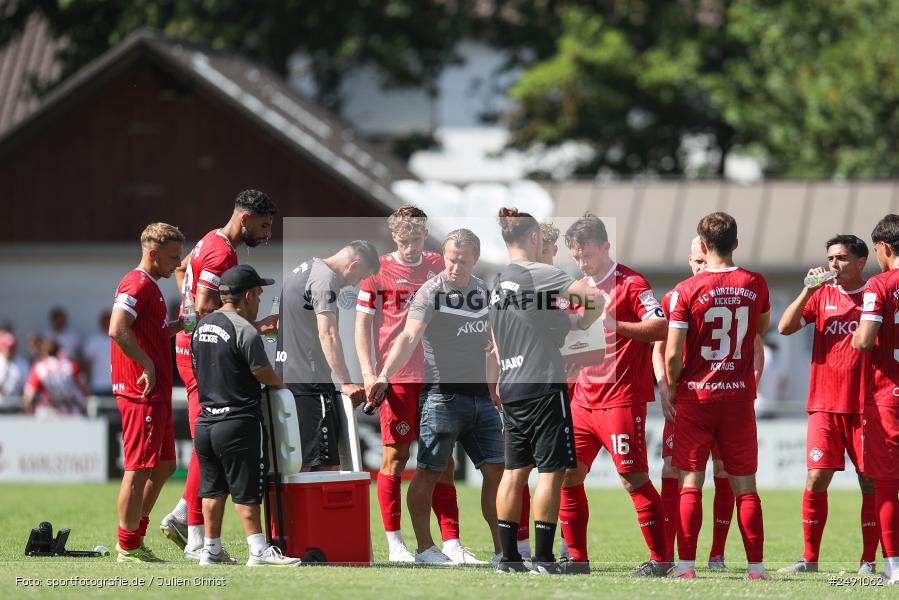 Sportgelände, Karlburg, 28.06.2025, sport, action, Fussball, BFV, Landesliga Nordwest, Regionalliga Bayern, FWK, TSV, FC Würzburger Kickers, TSV Karlburg - Bild-ID: 2491062