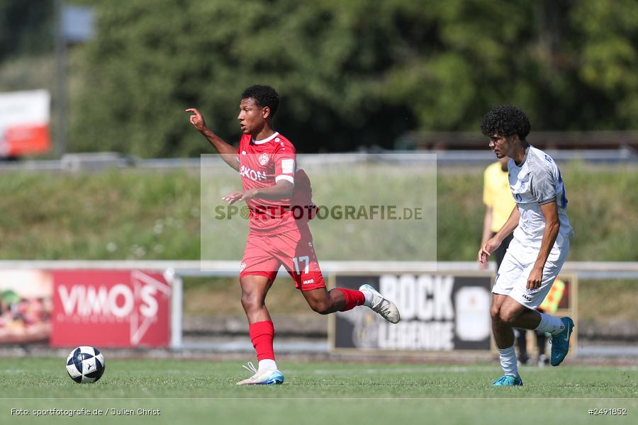sport, action, Sportgelände, Regionalliga Südwest, Regionalliga Bayern, Fussball, FWK, FCB, FC Würzburger Kickers, FC Bayern Alzenau, Bad Mergentheim, BFV, 05.07.2025 - Bild-ID: 2491852