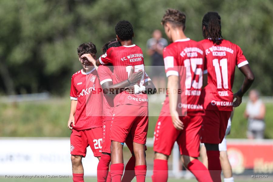 sport, action, Sportgelände, Regionalliga Südwest, Regionalliga Bayern, Fussball, FWK, FCB, FC Würzburger Kickers, FC Bayern Alzenau, Bad Mergentheim, BFV, 05.07.2025 - Bild-ID: 2491909