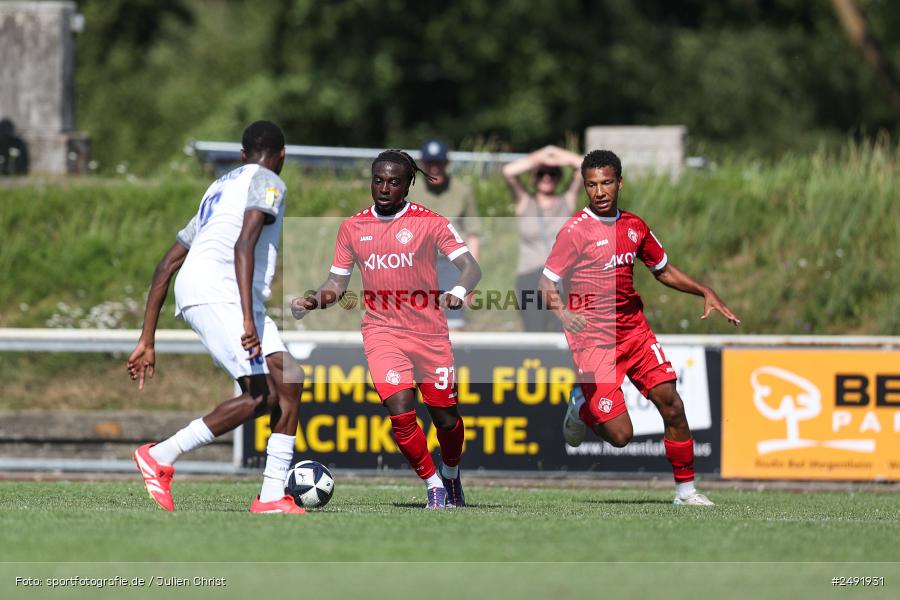 sport, action, Sportgelände, Regionalliga Südwest, Regionalliga Bayern, Fussball, FWK, FCB, FC Würzburger Kickers, FC Bayern Alzenau, Bad Mergentheim, BFV, 05.07.2025 - Bild-ID: 2491931