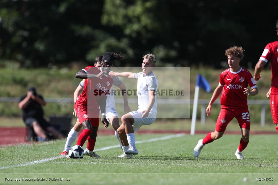sport, action, Sportgelände, Regionalliga Südwest, Regionalliga Bayern, Fussball, FWK, FCB, FC Würzburger Kickers, FC Bayern Alzenau, Bad Mergentheim, BFV, 05.07.2025 - Bild-ID: 2491935