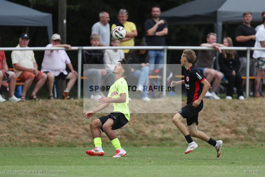 Sportgelände, 06.07.2025, sport, action, Fussball, BFV, Altfeld, AUTO-Bauer-Cup 2025, DFB-Nachwuchsliga U17, SGE, SVK, Eintracht Frankfurt, SV Stuttgarter Kickers - Bild-ID: 2491982 Sportgelände, 06.07.2025, sport, action, Fussball, BFV, Altfeld, AUTO-Bauer-Cup 2025, DFB-Nachwuchsliga U17, SGE, SVK, Eintracht Frankfurt, SV Stuttgarter Kickers - Bild-ID: 2491982
