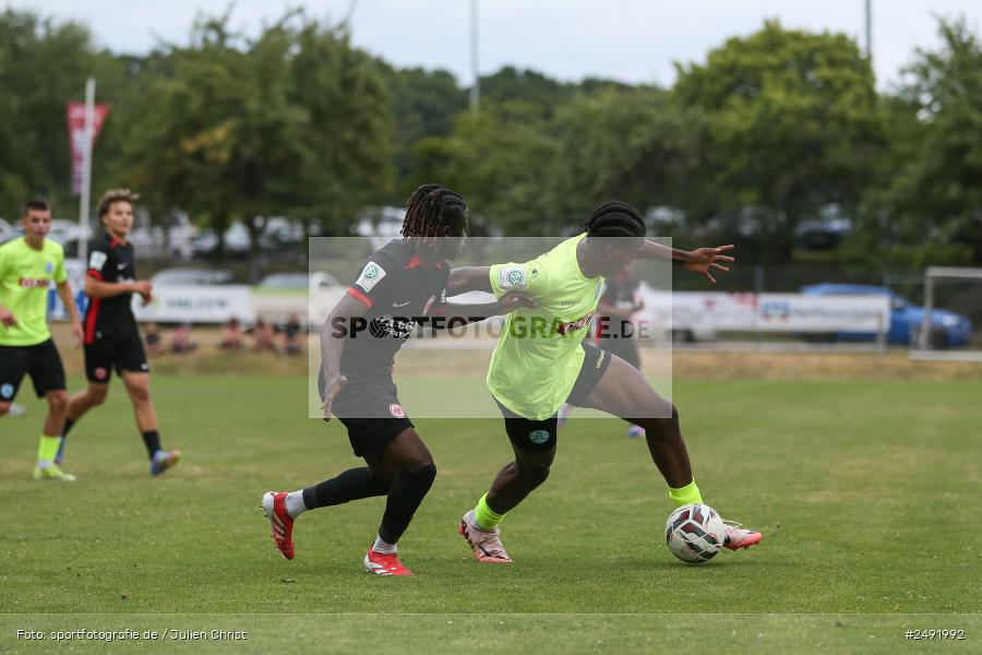 sport, action, Sportgelände, SVK, SV Stuttgarter Kickers, SGE, Fussball, Eintracht Frankfurt, DFB-Nachwuchsliga U17, BFV, Altfeld, AUTO-Bauer-Cup 2025, 06.07.2025 - Bild-ID: 2491992