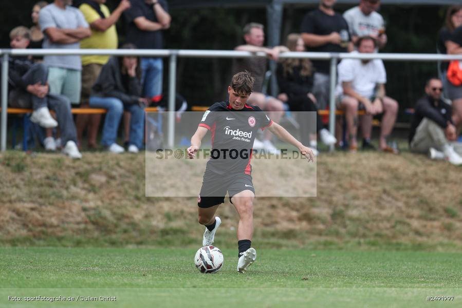 sport, action, Sportgelände, SVK, SV Stuttgarter Kickers, SGE, Fussball, Eintracht Frankfurt, DFB-Nachwuchsliga U17, BFV, Altfeld, AUTO-Bauer-Cup 2025, 06.07.2025 - Bild-ID: 2491997