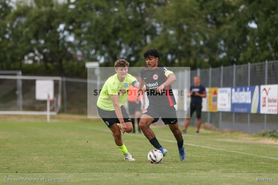 sport, action, Sportgelände, SVK, SV Stuttgarter Kickers, SGE, Fussball, Eintracht Frankfurt, DFB-Nachwuchsliga U17, BFV, Altfeld, AUTO-Bauer-Cup 2025, 06.07.2025 - Bild-ID: 2491999