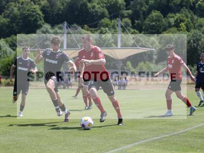 Fotos von FC Grünsfeld - FSV Hollenbach auf sportfotografie.de