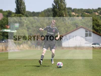 Fotos von FC Grünsfeld - FSV Hollenbach auf sportfotografie.de