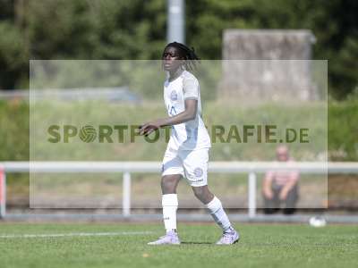 Fotos von FC Würzburger Kickers - FC Bayern Alzenau auf sportfotografie.de
