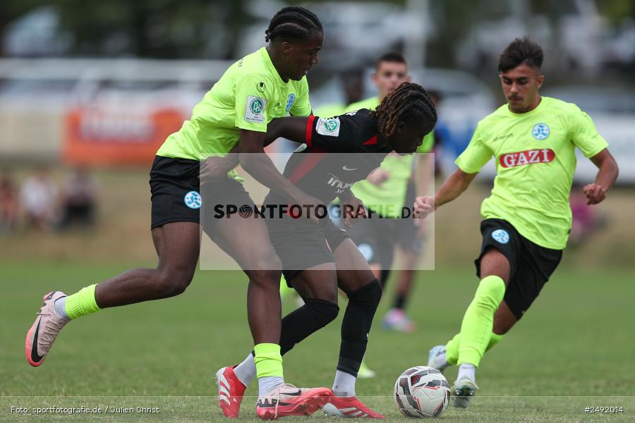 sport, action, Sportgelände, SVK, SV Stuttgarter Kickers, SGE, Fussball, Eintracht Frankfurt, DFB-Nachwuchsliga U17, BFV, Altfeld, AUTO-Bauer-Cup 2025, 06.07.2025 - Bild-ID: 2492014