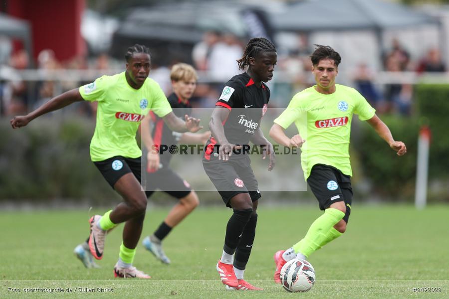 sport, action, Sportgelände, SVK, SV Stuttgarter Kickers, SGE, Fussball, Eintracht Frankfurt, DFB-Nachwuchsliga U17, BFV, Altfeld, AUTO-Bauer-Cup 2025, 06.07.2025 - Bild-ID: 2492022