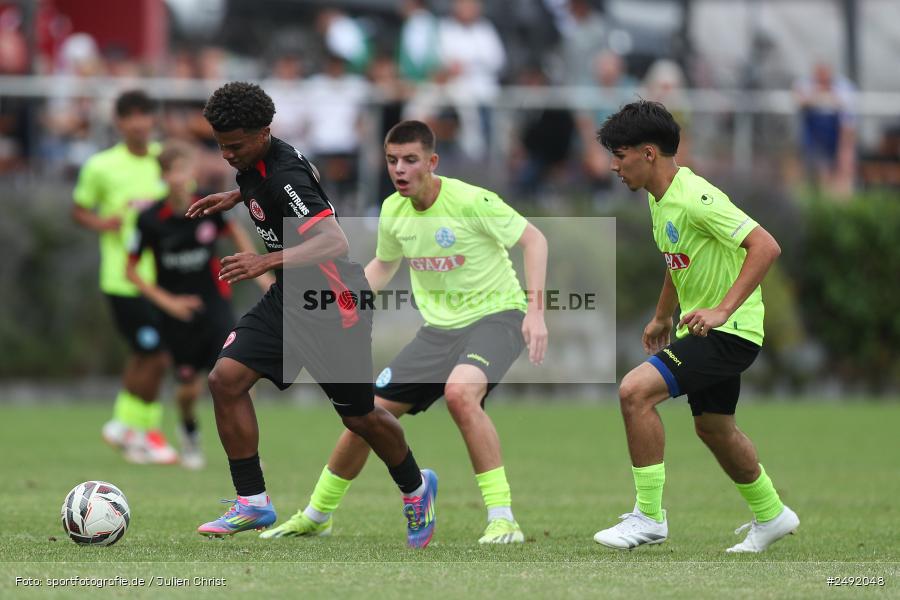 sport, action, Sportgelände, SVK, SV Stuttgarter Kickers, SGE, Fussball, Eintracht Frankfurt, DFB-Nachwuchsliga U17, BFV, Altfeld, AUTO-Bauer-Cup 2025, 06.07.2025 - Bild-ID: 2492048