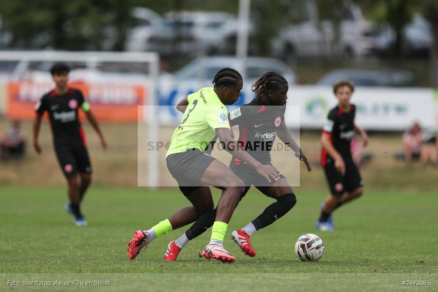sport, action, Sportgelände, SVK, SV Stuttgarter Kickers, SGE, Fussball, Eintracht Frankfurt, DFB-Nachwuchsliga U17, BFV, Altfeld, AUTO-Bauer-Cup 2025, 06.07.2025 - Bild-ID: 2492083