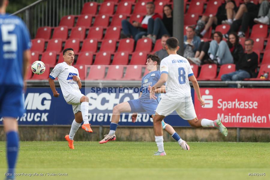 sport, action, Würzburger FV 04, WFV, Schömig-Digitaldruck-Arena, Rimpar, Landesliga Nordwest, Landesfreundschaftsspiele, Fussball, Bayernliga Nord, BFV, ASV Rimpar, ASV, 08.07.2025 - Bild-ID: 2492695