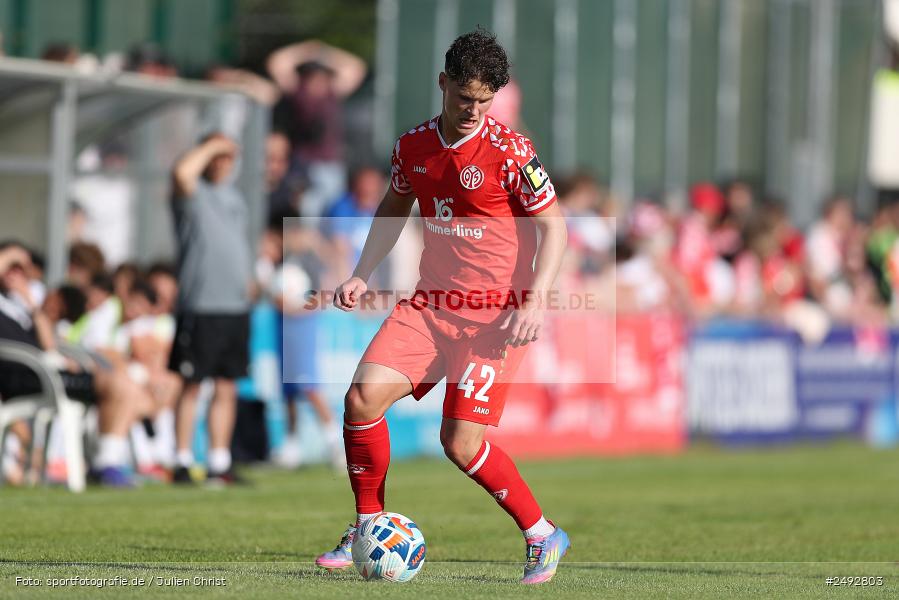 Mairec-Arena, Alzenau, 11.07.2025, sport, action, Fussball, Regionale Freundschaftsspiele, Bundesliga, Regionalliga Südwest, M05, FCB, 1. FSV Mainz 05, FC Bayern Alzenau - Bild-ID: 2492803