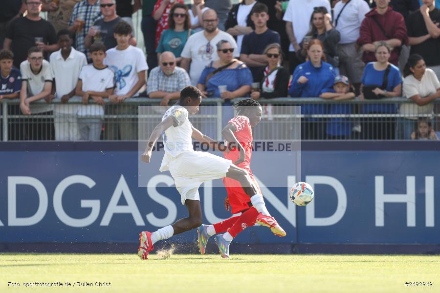 sport, action, Regionalliga Südwest, Regionale Freundschaftsspiele, Mairec-Arena, M05, Fussball, FCB, FC Bayern Alzenau, Bundesliga, Alzenau, 11.07.2025, 1. FSV Mainz 05 - Bild-ID: 2492949