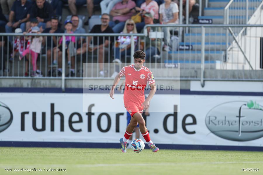 sport, action, Regionalliga Südwest, Regionale Freundschaftsspiele, Mairec-Arena, M05, Fussball, FCB, FC Bayern Alzenau, Bundesliga, Alzenau, 11.07.2025, 1. FSV Mainz 05 - Bild-ID: 2493032