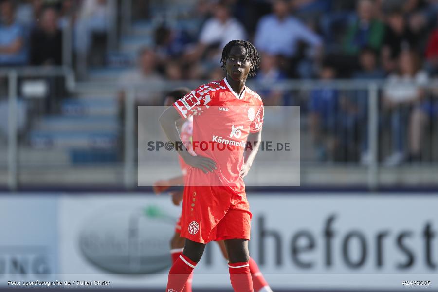 sport, action, Regionalliga Südwest, Regionale Freundschaftsspiele, Mairec-Arena, M05, Fussball, FCB, FC Bayern Alzenau, Bundesliga, Alzenau, 11.07.2025, 1. FSV Mainz 05 - Bild-ID: 2493095