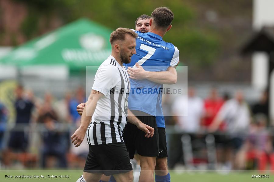 Sportgelände, Kembach, 12.07.2025, sport, action, Fussball, Gruppe A, 50. Stadtmeisterschaft Wertheim, DHK, SVE, Kickers DHK Wertheim, SV Eintracht Nassig - Bild-ID: 2493543
