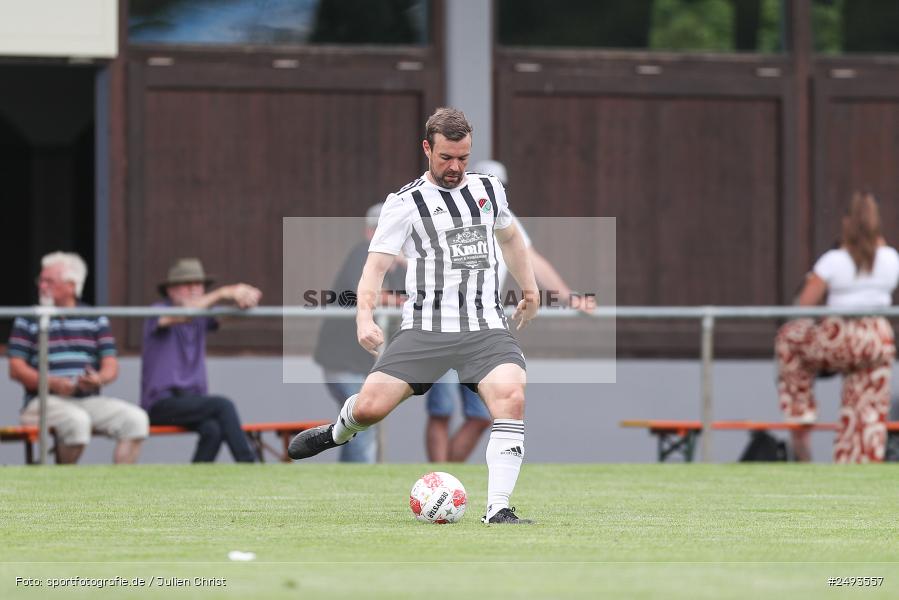 Sportgelände, Kembach, 12.07.2025, sport, action, Fussball, Gruppe A, 50. Stadtmeisterschaft Wertheim, DHK, SVE, Kickers DHK Wertheim, SV Eintracht Nassig - Bild-ID: 2493557