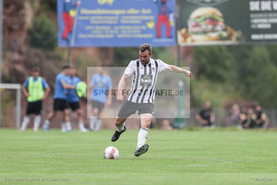 Sportgelände, Kembach, 12.07.2025, sport, action, Fussball, Gruppe A, 50. Stadtmeisterschaft Wertheim, DHK, SVE, Kickers DHK Wertheim, SV Eintracht Nassig - Bild-ID: 2493696