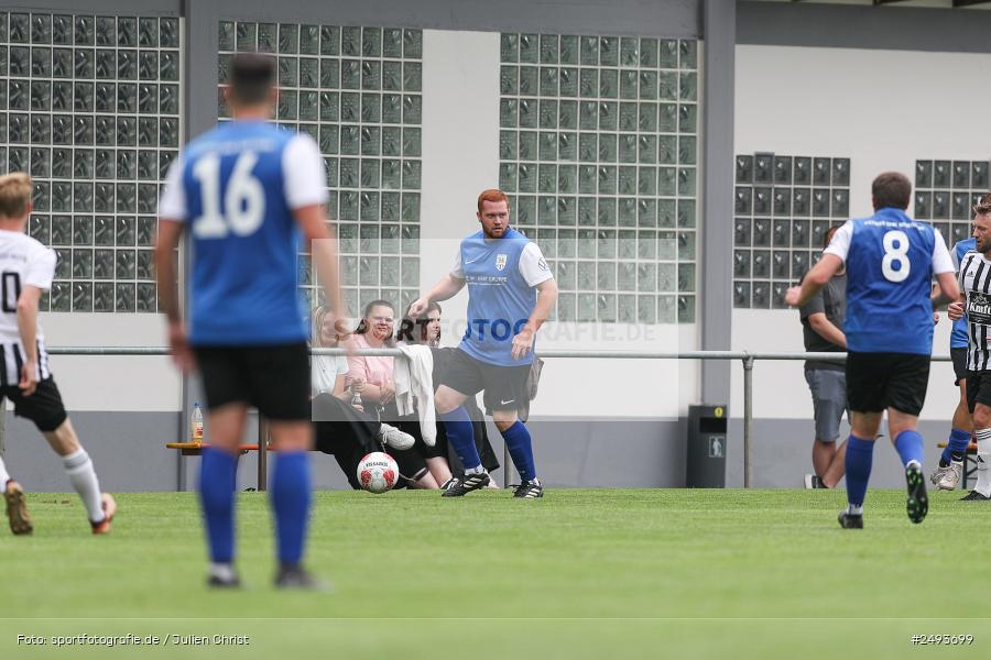 Sportgelände, Kembach, 12.07.2025, sport, action, Fussball, Gruppe A, 50. Stadtmeisterschaft Wertheim, DHK, SVE, Kickers DHK Wertheim, SV Eintracht Nassig - Bild-ID: 2493699