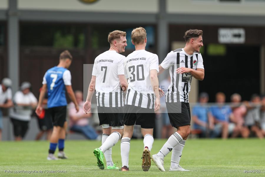 Sportgelände, Kembach, 12.07.2025, sport, action, Fussball, Gruppe A, 50. Stadtmeisterschaft Wertheim, DHK, SVE, Kickers DHK Wertheim, SV Eintracht Nassig - Bild-ID: 2493752
