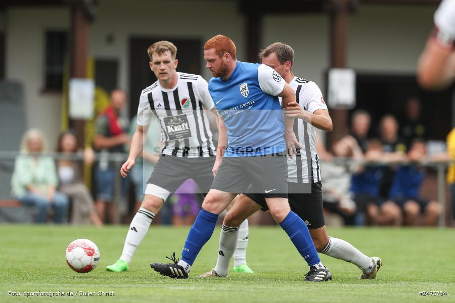 Sportgelände, Kembach, 12.07.2025, sport, action, Fussball, Gruppe A, 50. Stadtmeisterschaft Wertheim, DHK, SVE, Kickers DHK Wertheim, SV Eintracht Nassig - Bild-ID: 2493754