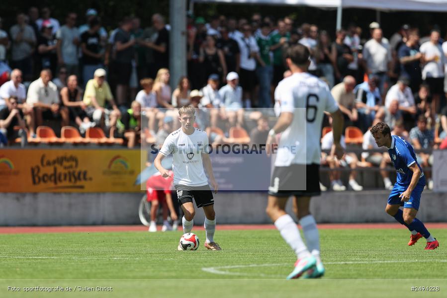 sport, action, Toto-Pokal Runde 1, Sportgelände, Fussball, FCS, FC06, Bad Kissingen, BFV, 19.07.2025, 1. FC Schweinfurt 1905, 1. FC 06 Bad Kissingen - Bild-ID: 2494228