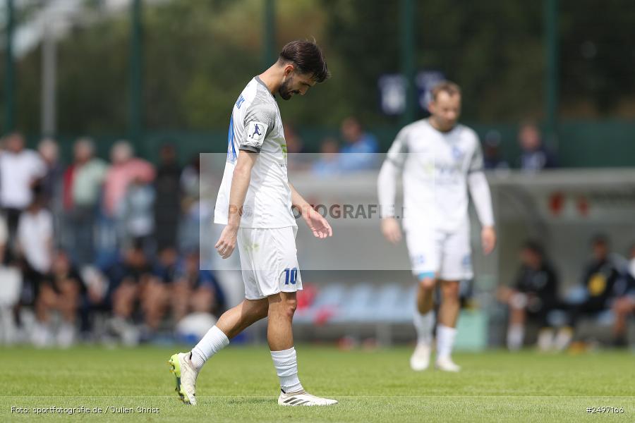 Mairec Arena, Alzenau, 02.08.2025, sport, action, Fussball, 1. Spieltag, Regionalliga Südwest, TSV, FCB, TSV Schott Mainz, FC Bayern Alzenau - Bild-ID: 2497166