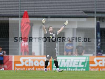 Fotos von FC Bayern Alzenau - TSV Schott Mainz auf sportfotografie.de
