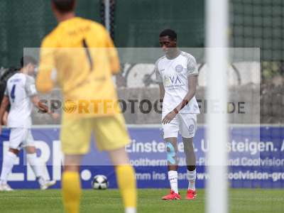 Fotos von FC Bayern Alzenau - TSV Schott Mainz auf sportfotografie.de