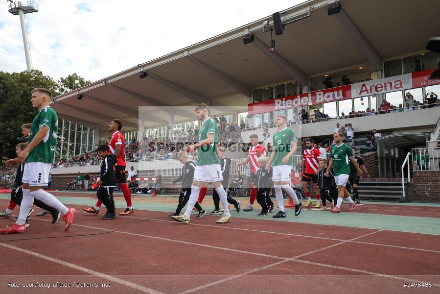 sport, action, Schweinfurt, Sachs-Stadion, Fussball, FCS, FCE, Energie Cottbus, DFB, 3. Liga, 2. Spieltag, 1. FC Schweinfurt 1905, 08.08.2025 - Bild-ID: 2498488